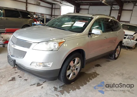 2010 Chevrolet Traverse Ltz из США, поврежденный, VIN 1GNLRHED7AS135163
